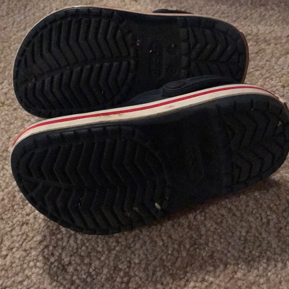 Toddler Crocs - Picture 3 of 4